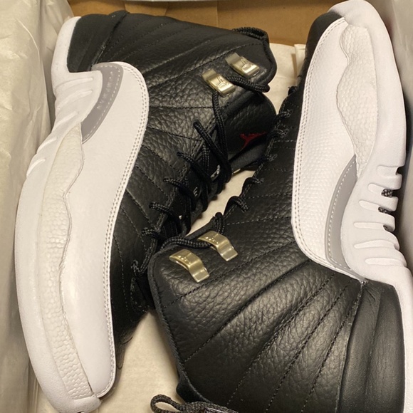 Nike Air Jordan’s 12’s Retro 2022 Playoffs (GradeSchool) - Picture 2 of 9